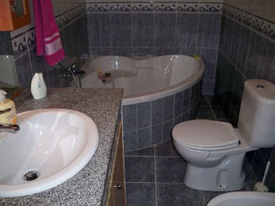 Moradia 3 ass. c/quintal em Vendas Novas