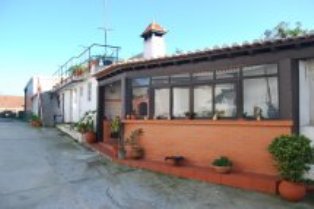 Vende-se moradia a 2 kms da praia de Esmoriz