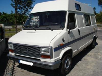 VENDO AUTOVIVENDA EM MUITO BOM ESTADO E BEM EQUIPADA