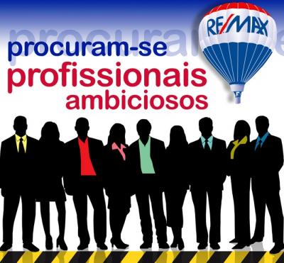 PROFISSIONAIS AMBICIOSOS: Procuram-se