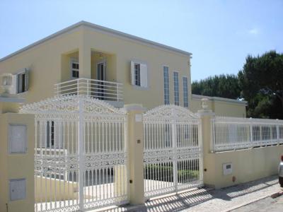 Moradia Isolada a poucos min. da Praia do Barranco - Açoteias