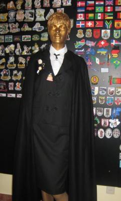 trajes academicos, fardas e uniformes