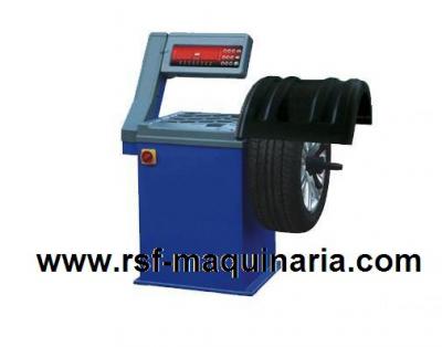 €900 EQUILIBRADORA/BALACEADORA EN STOCK DE RUEDA, 220V, CERTIFICADOS, GARANTIA