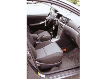 Toyota Corolla ix (2) 90 d-4d les bleus 5p 