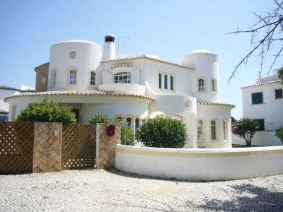 Moradia T3 com garagem com óptimo preço!! €315.000