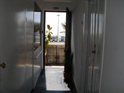 aluga-se quartos parede em frente ao mar