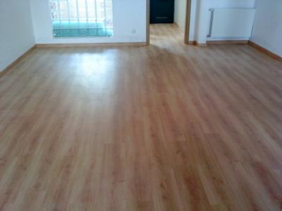 Nuno colocador de soalhos