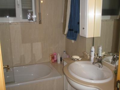 Excelente T3 em Famões com Terraço