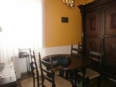 T2+1 na Junqueira com terraço - Lisboa