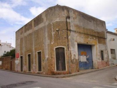 LOTE PARA COSTRUÇÃO DE PRÉDIO COM 38 FOGOS EM LAGOA / REF: 1225