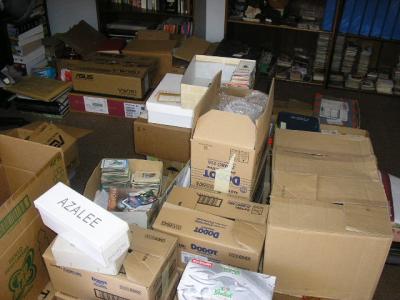 Vendo lote de 10.000 calendários. No minimo 8.000 calendários diferentes