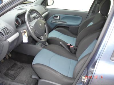 Renault Clio Storia 1.2 16v - 75cv
