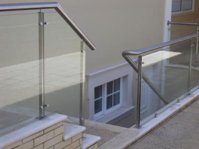 Portões Varandas Escadas Gradeamentos em Inox 