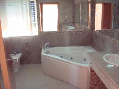 VIVENDA V5 EM PORTIMÃO