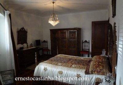 Moradia T4 mobilado a  5 minutos da Universidade