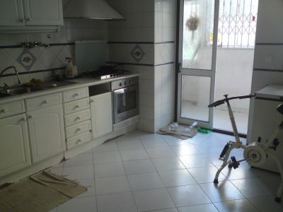 Excelente T4 com cozinha equipada 