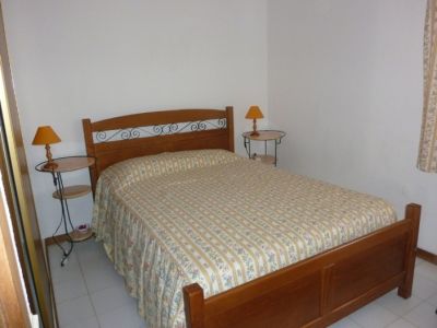 Vende-se Moradia V3 Geminada