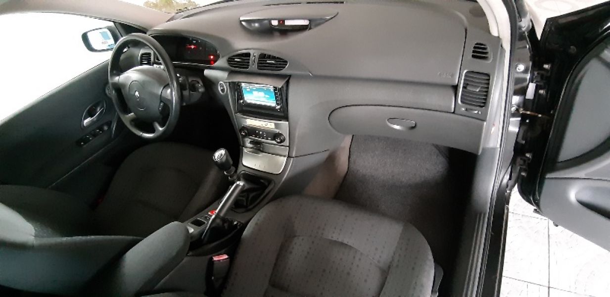 Renaut Laguna 2 Expression 1.9 DCI 120 CV