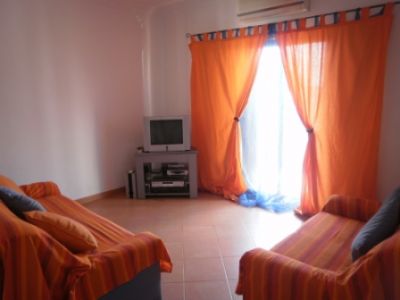 APARTAMENTO T2 COM PISCINA EM ALVOR / REF: 1266