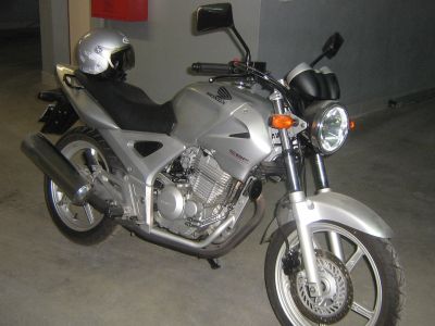 Honda CBF 250