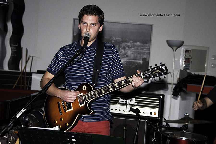 Reportagens fotográficas em Bares/Cafés, Karaokes/concertos/festas, etc.