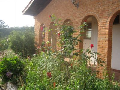 SITIO PRÓXIMO A REPRESA