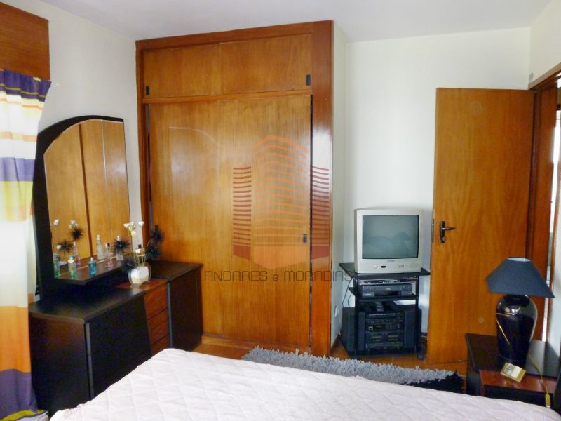 [1353F] T2 excelente estado – Vila D’Éste - Bom Estado