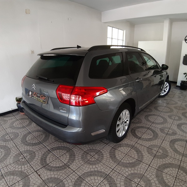 Citroên C5 Tourer VTR+ 1.6 HDI 110 CV