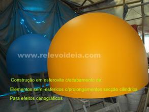 Modelação 3D em fibra de vidro e esferovite