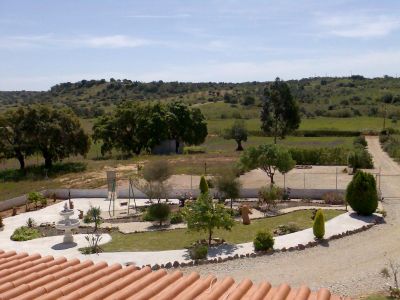 Quinta com 7770m2,com moradia t3 rústica