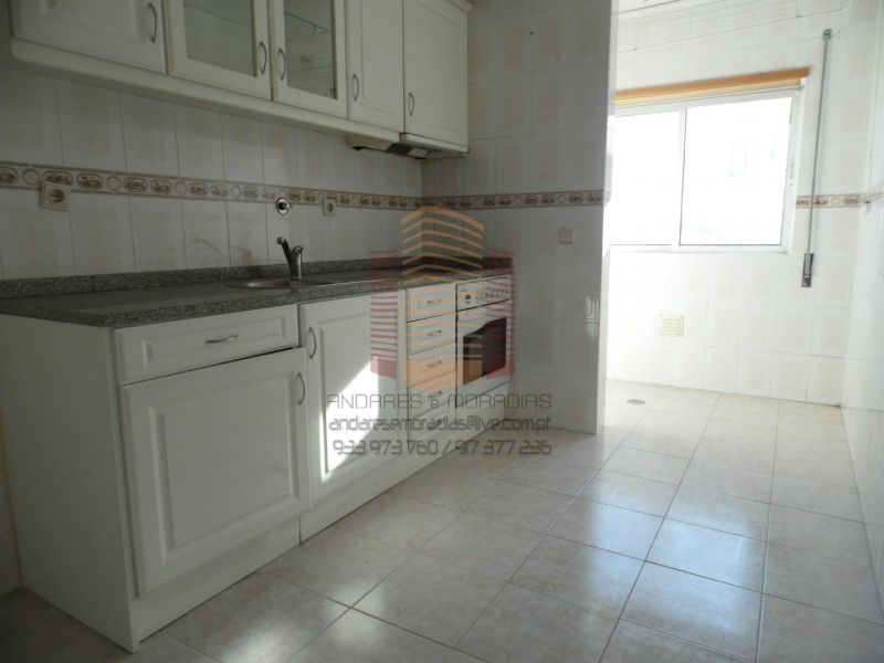 [1273F] T1+1 cond. Fechado - Continente Gulpilhares