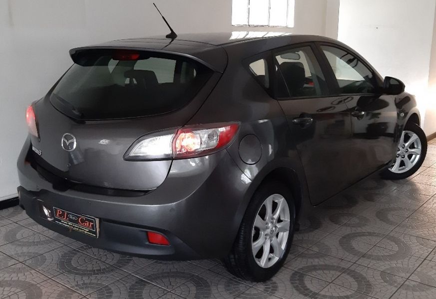 Mazda 3 MZ-CD Confort 1.6D 110 CV