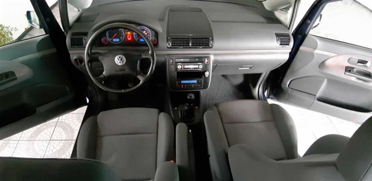 VW Sharan Confortline 1.9 TDI 115 CV