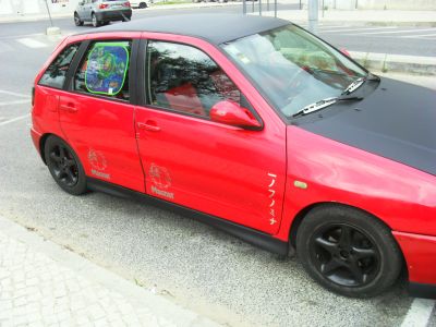 SEAT IBIZA -- 1300cc COM BANCOS EM PELE ACEITO TROCAS OU RETOMAS 