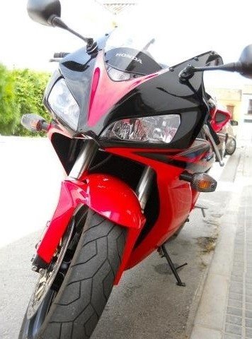 Moto Honda CBR 1000 rr