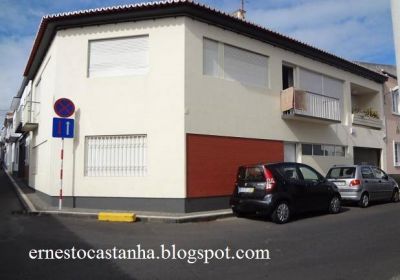 Moradia T4 mobilado a  5 minutos da Universidade