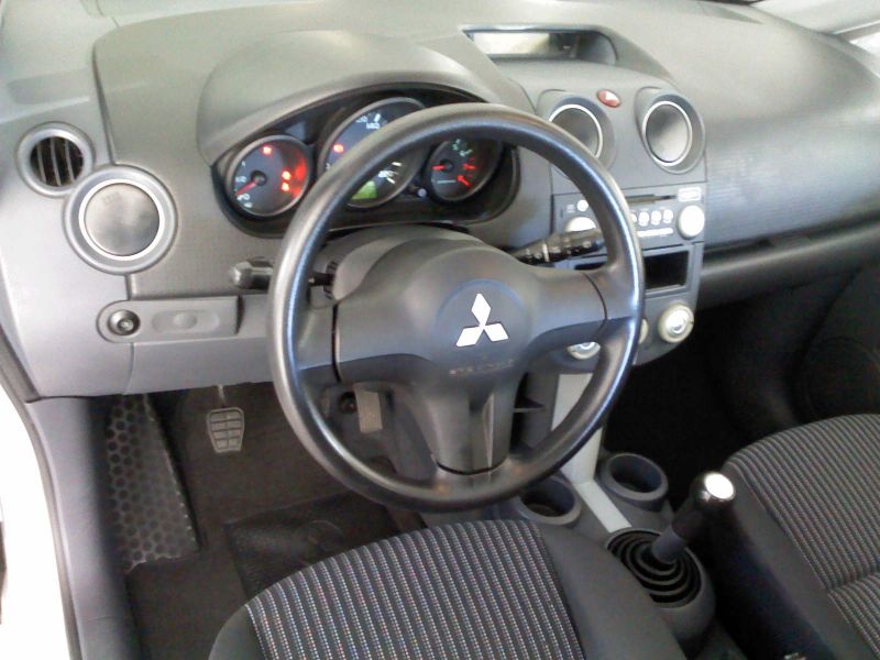 Mitsubishi Colt Inform 1.1 MPI 75 CV