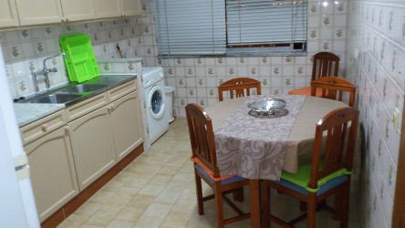 Aluga-se Quarto em Faro