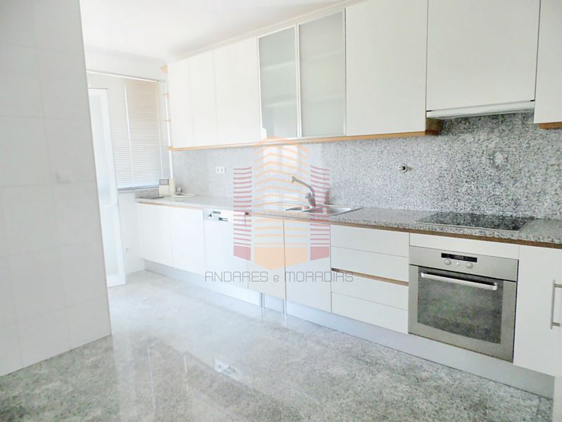 [6994] T3 espaçoso Quinta Das Corgas – Stº ovídeo