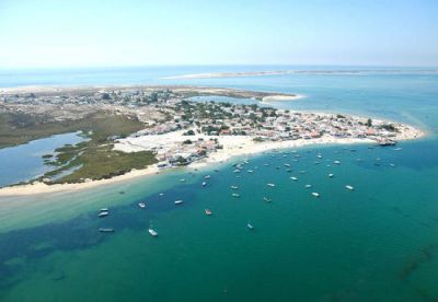 Algarve-T3 temporada/ Carnaval/ Páscoa/ verão /Reveillon a 3 minutos da praia 