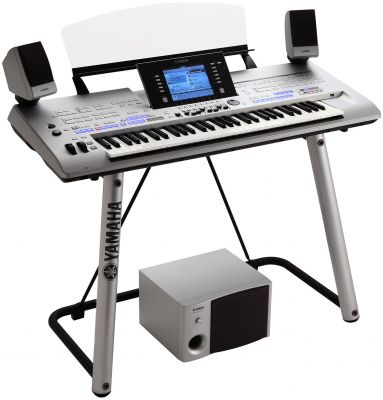 Yamaha Tyros 4 XXL Bundle