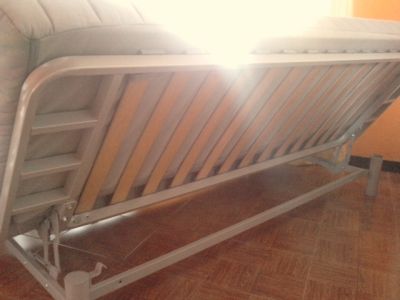 Sofá-cama como novo