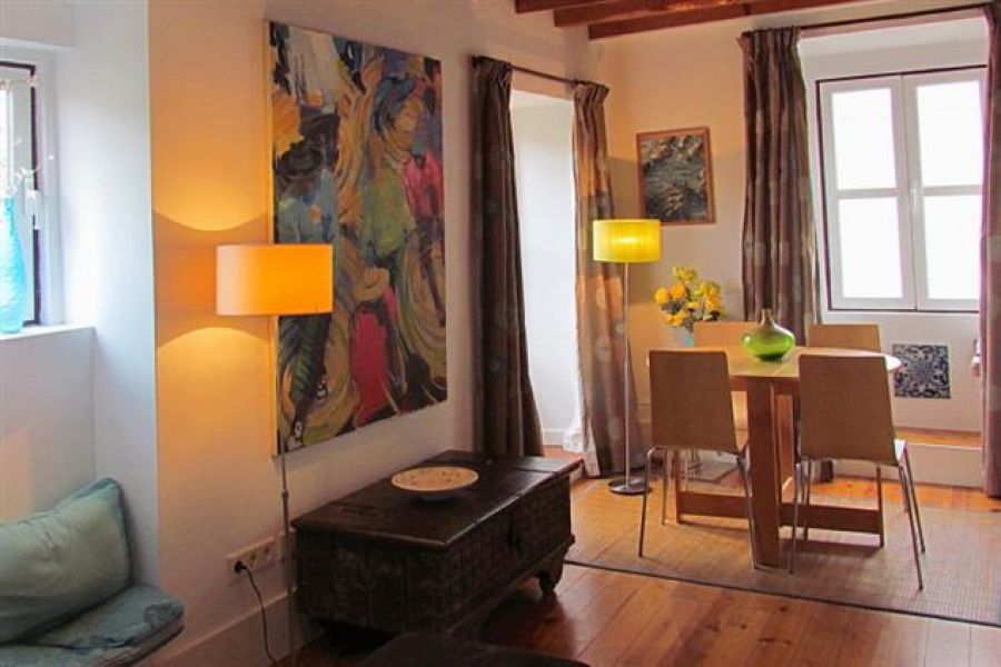 Charmoso apartamento no coração de escadas