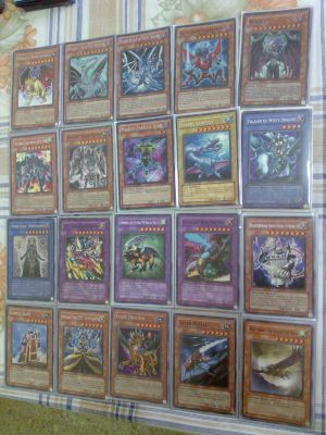 Vendo cartas yu-gi-oh todas verdadeiras