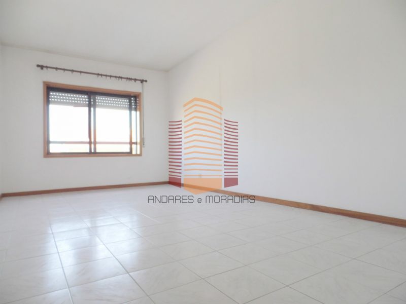 [1342F] T1 em Bom estado, retoma de banco