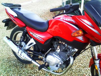vendo moto jianshe 125cc como nova muito estimada pela melhor oferta