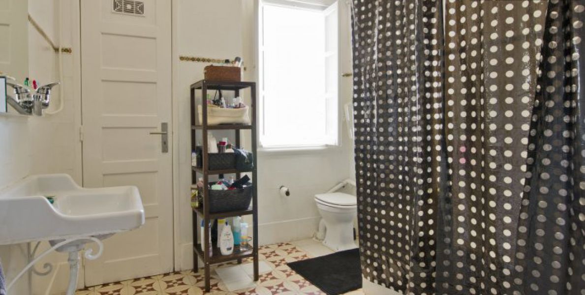 Quarto mobilado no Areeiro / Alameda c/ despesas incluÍdas (net, tv, voz, água, luz, gás) 