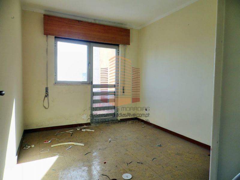 [1240F] T3 barato em vila D’este