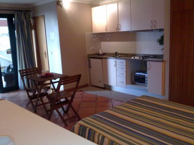 T0 - Moradia em Madeira Shopping 