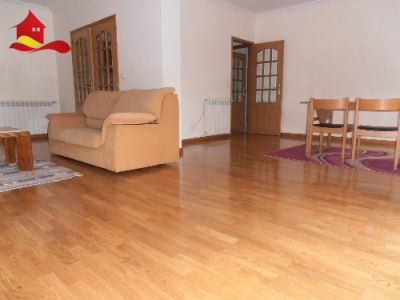 Apart.T4+Gar - Solum (Refª LF402-1)